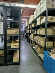 Pioneer Road (D22), Warehouse #533732401